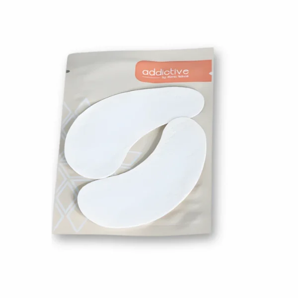 Αυτοκόλλητα επιθέματα ματιών (eyepatches) aloe vera lint-free για extensions βλεφαρίδων, σε ασημί επαγγελματική συσκευασία και λευκό φόντο.