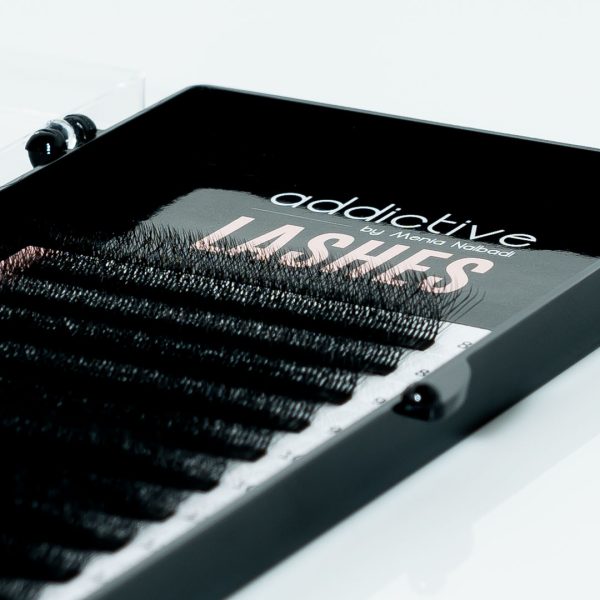 6D W-Shape Clover Eyelash Extensions - Image 4