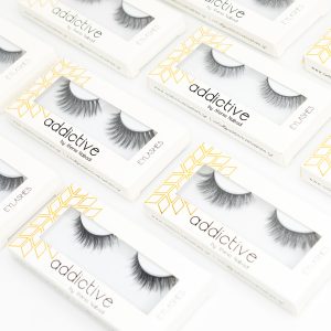 Make Up Lashes σε διάφορα σχήματα για να απογειώστε το βλέμμα. Βρες τις βλεφαρίδες μακιγιάζ που χρειάζεσαι για να έχεις το τέλειο αποτέλεσμα από την addictive lashes.