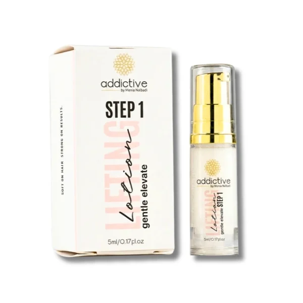 Addictive Lashes - Step 1 Gentle Elevate (Cysteamine Formula) Λοσιόν Lash Lift Step 1 Gentle Elevate με κυστεαμίνη της Addictive Lashes, κατάλληλη για Korean Lash Lift, σε επαγγελματική συσκευασία και λευκό φόντο.