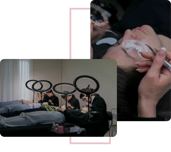 Σύνθεση φωτογραφιών από το εκπαιδευτικό σεμινάριο Lash Extensions One by One. Αριστερά: Μαθήτριες κάνουν πρακτική εξάσκηση με επαγγελματικό εξοπλισμό και ring lights. Δεξιά: Κοντινή λήψη (close-up) της διαδικασίας τοποθέτησης τρίχα-τρίχα, δείχνοντας τη σωστή χρήση των λαβίδων και την απομόνωση.