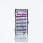 Επαγγελματική κασετίνια με anime lashes extensions από την Addictive Lashes για εφέ Manga και Tower