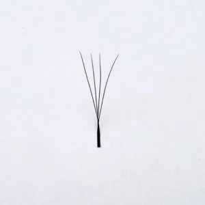Κλειστό τουφάκι 4D Narrow Clover Eyelash Extensions με επίπεδη βάση από την Addictive Lashes